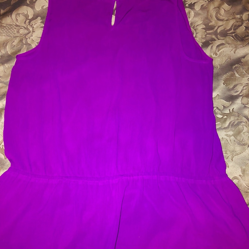 Sleeveless top